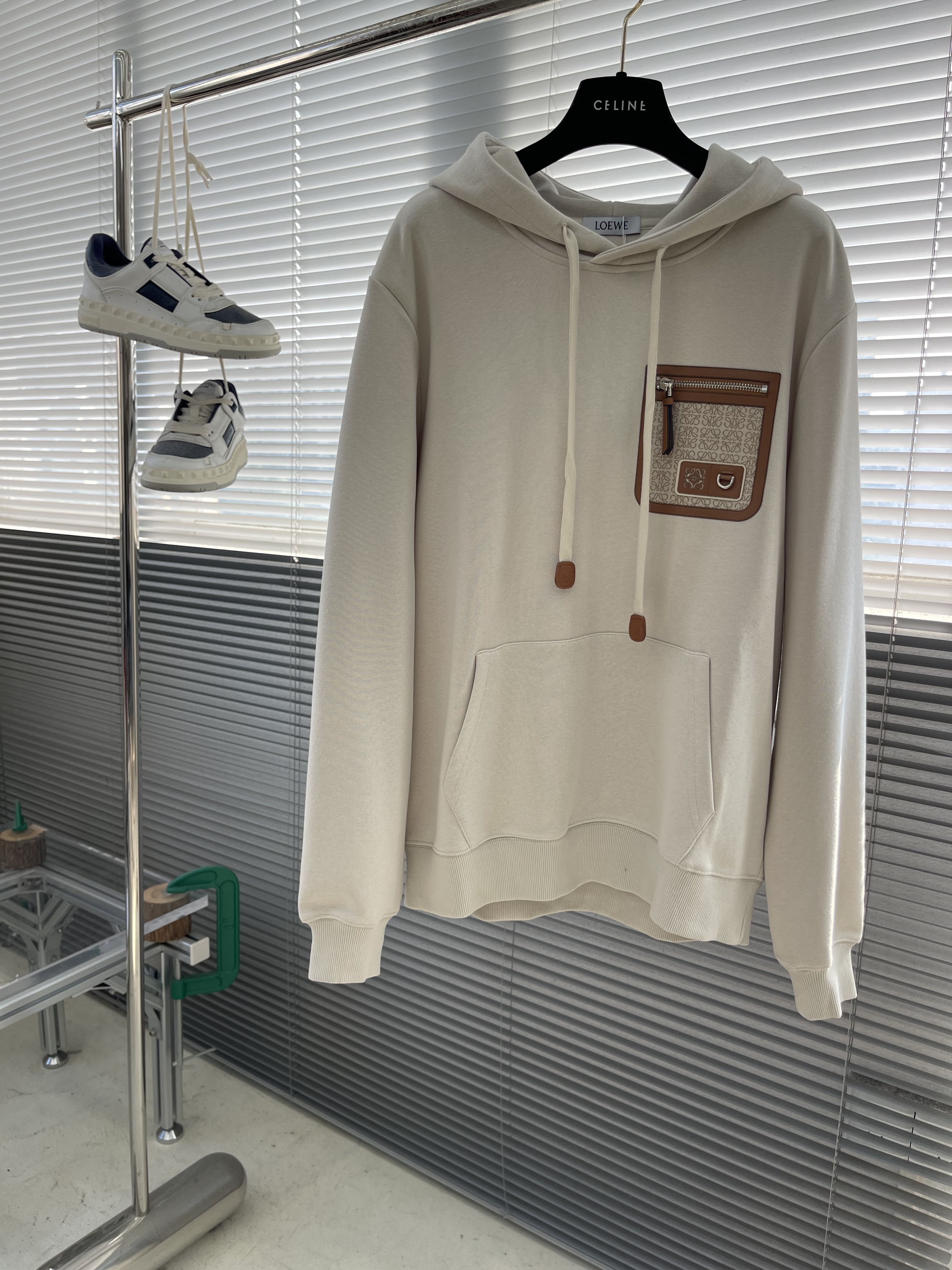 로에베 LOEWE 후드