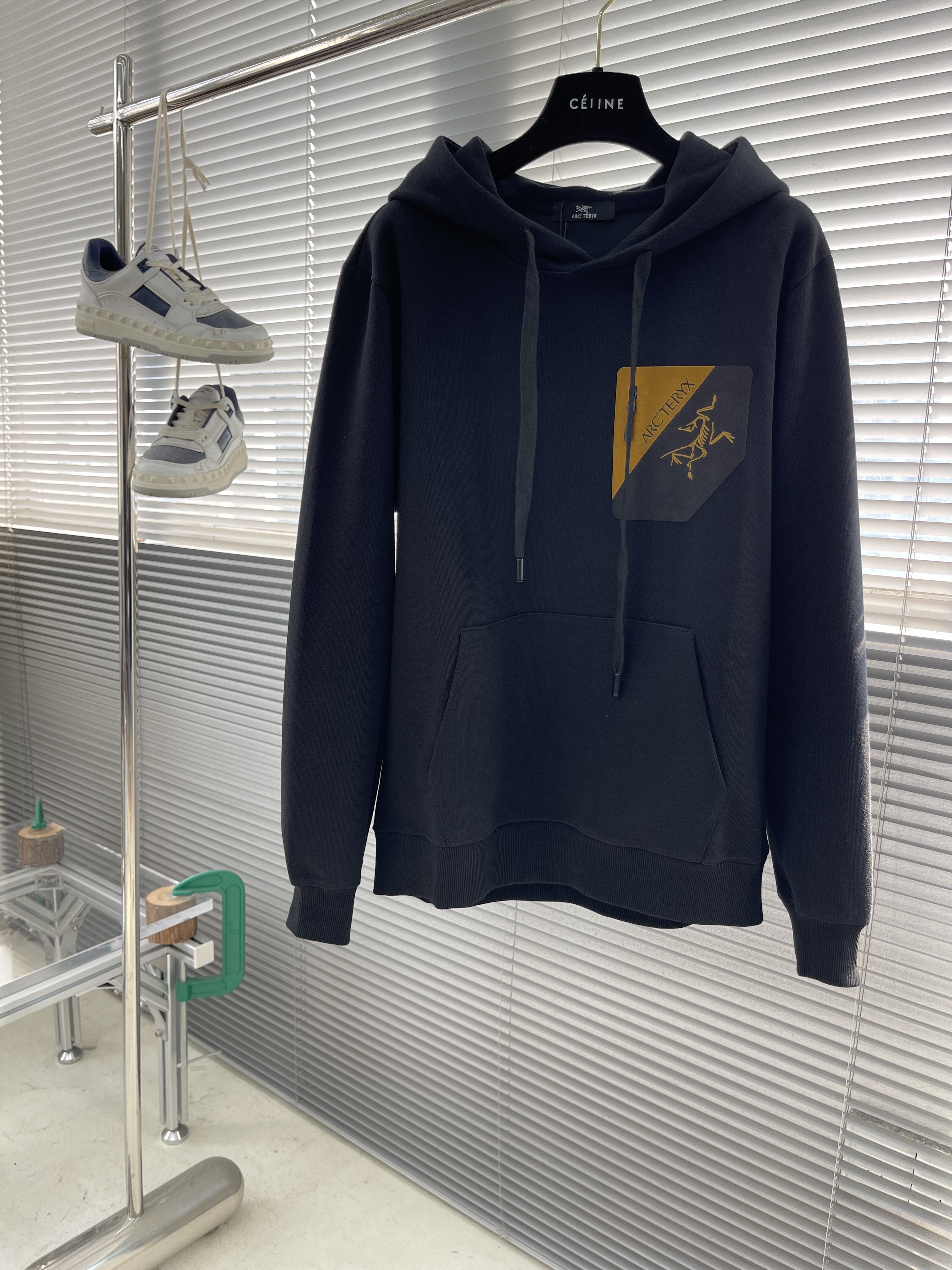 아크테릭스 ARC'TERYX 후드