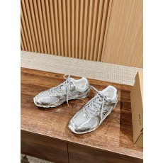 미우 미우 Miu Miu X New Balance 530# 스니커즈