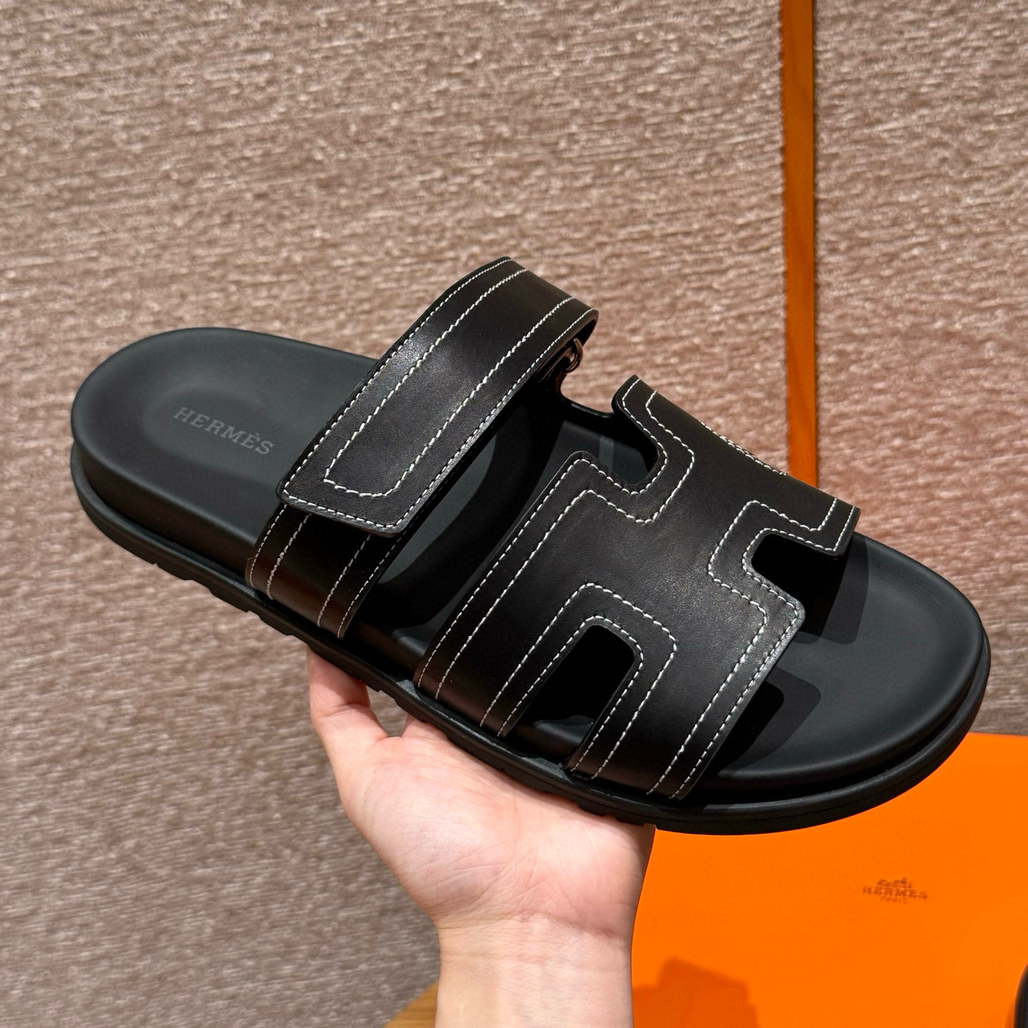 에르메스 Hermes 180 Chypre Sandal lambskin&89 Noir