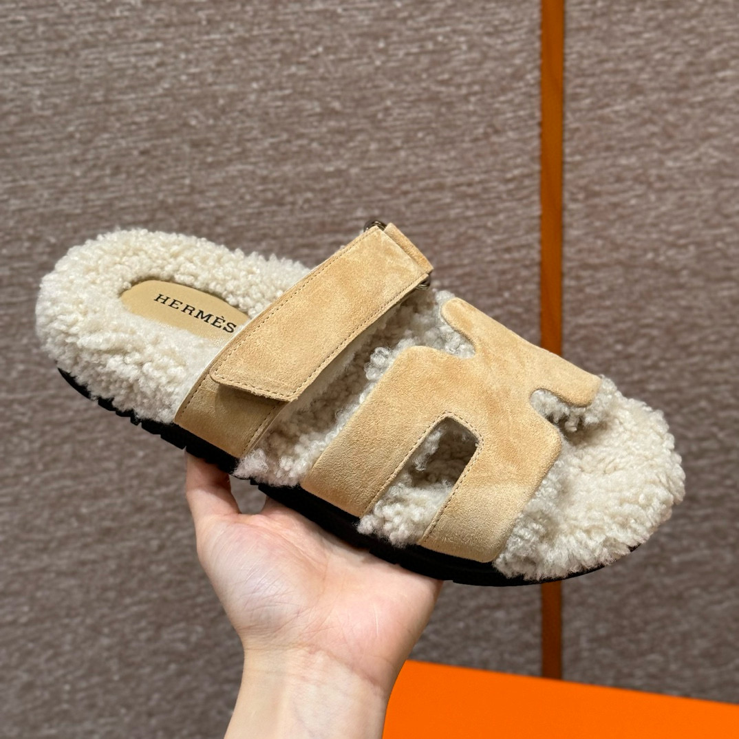 에르메스 Hermes 225 Chypre sandal Woolskin and Chamois&Cream coloured