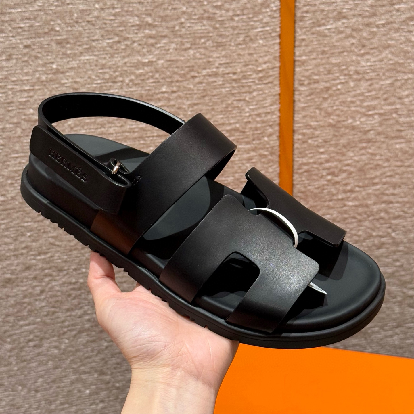 에르메스 Hermes 226 Genius sandal Swift&89 Noir