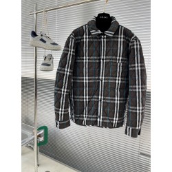 버버리 Burberry 양면  패딩。