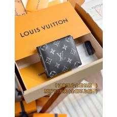 루이비통 Louis Vuitton M11708 지갑 11cm