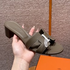 에르메스 Hermes 185 Oasis sandal Epsom&18 Etoupe