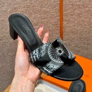 에르메스 Hermes 185 Oasis sandal Swift&89 Noir