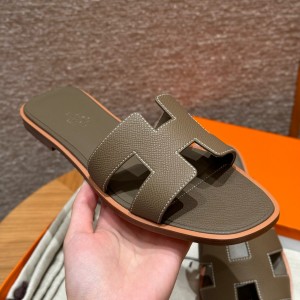 에르메스 Hermes 181 Oran sandal Epsom&18 Etoupe