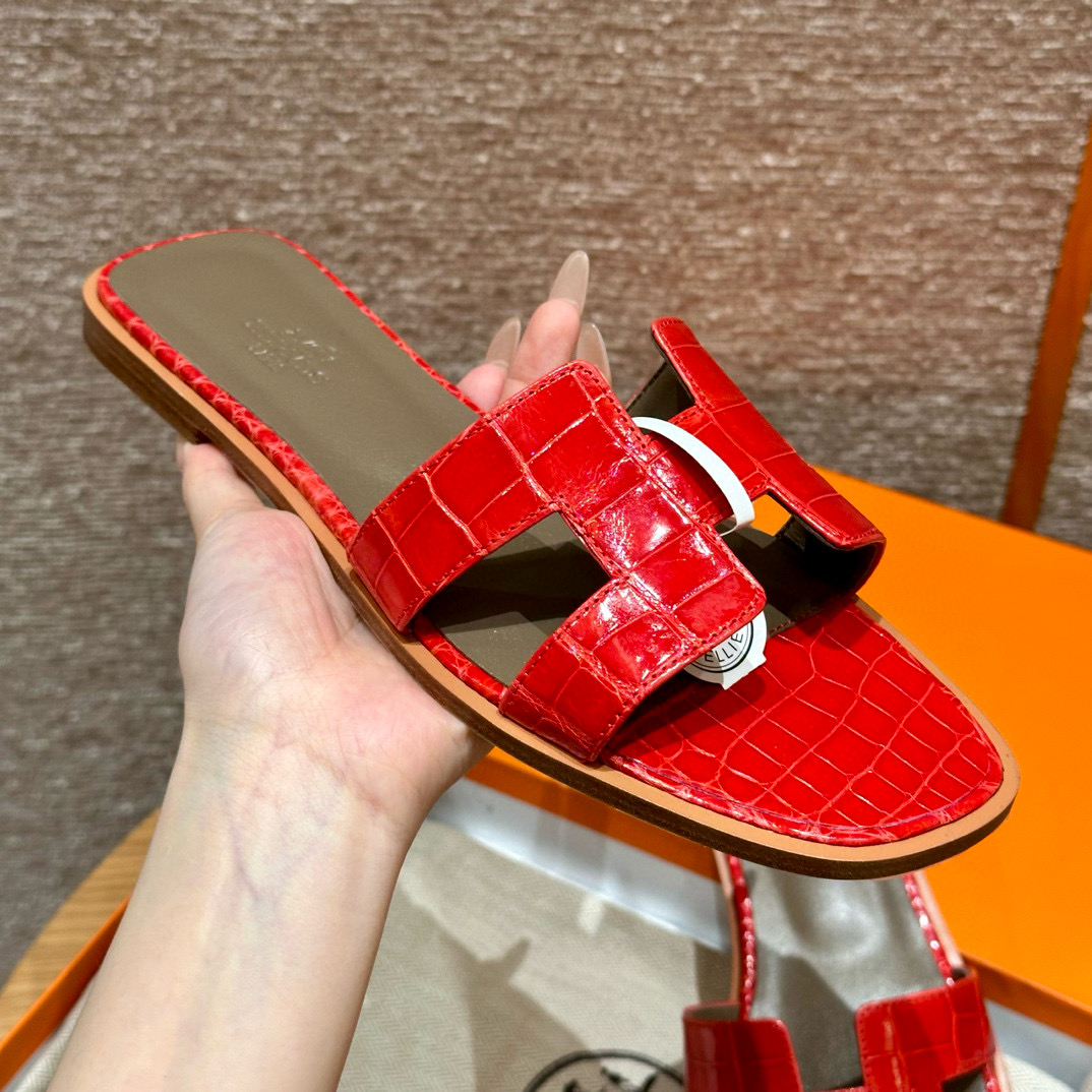 에르메스 Hermes 181 Oran sandal Highlights Alligator&Q5 Rouge casaque