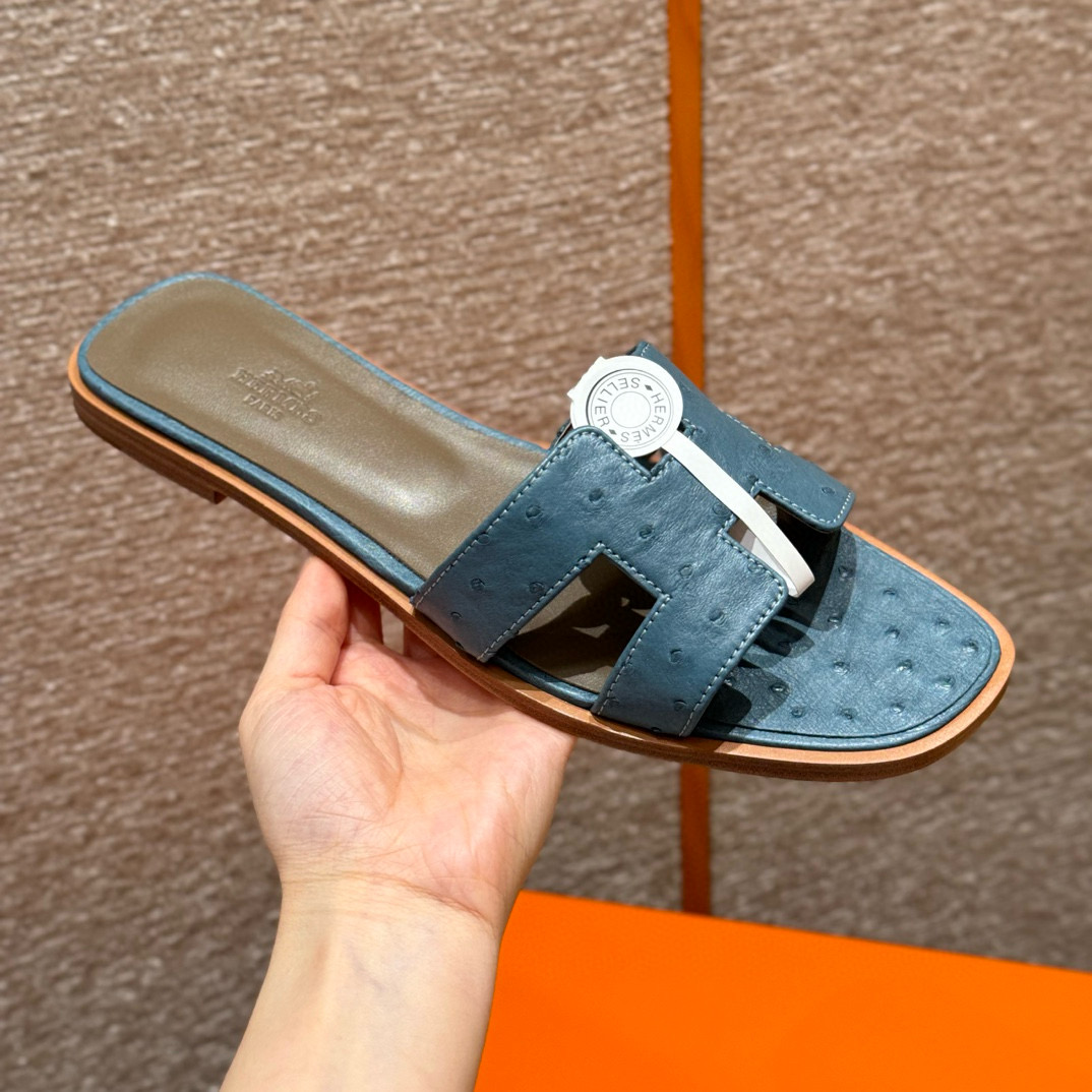 에르메스 Hermes 181 Oran sandal KK ostrich&7Q Mykonos