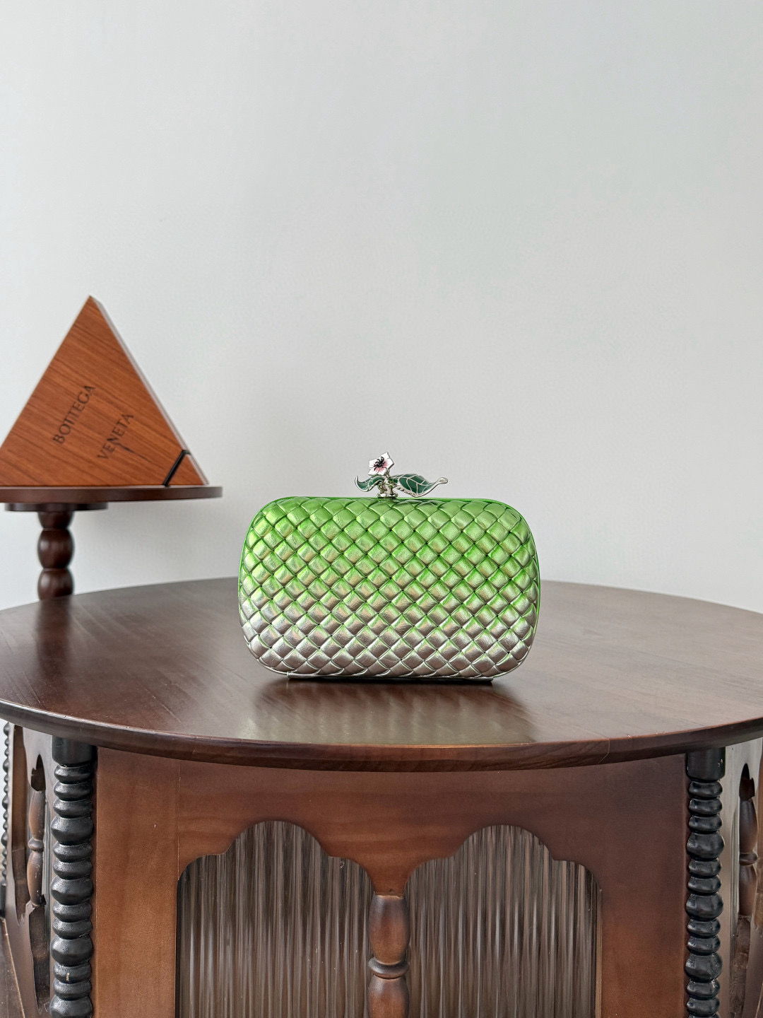 보테가베네타 Bottega Veneta 826183/717622 Knot 19CM