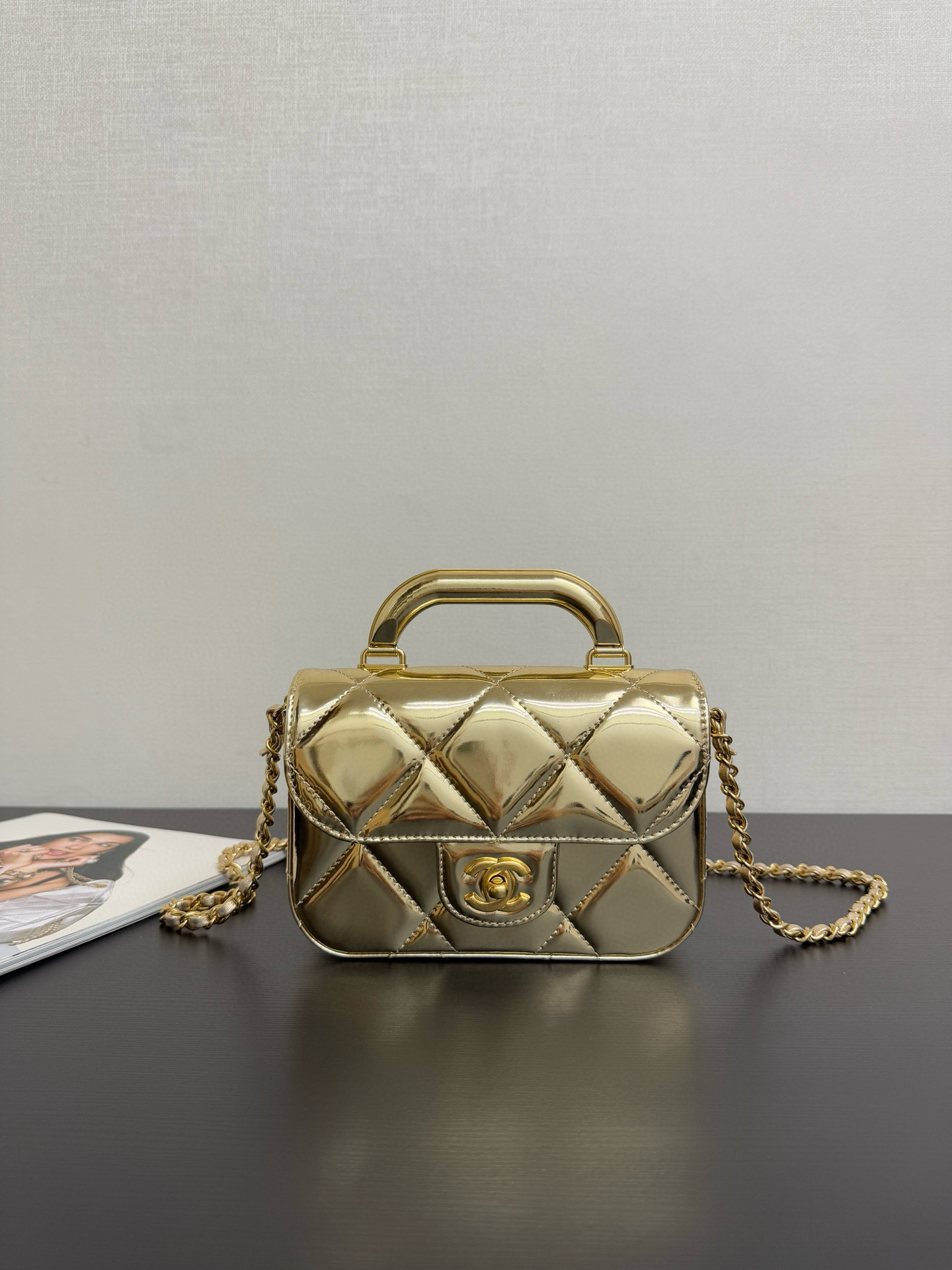 샤넬 Chanel 25k AS5805 Mini Flap Bag with Top Handle 99513 gold