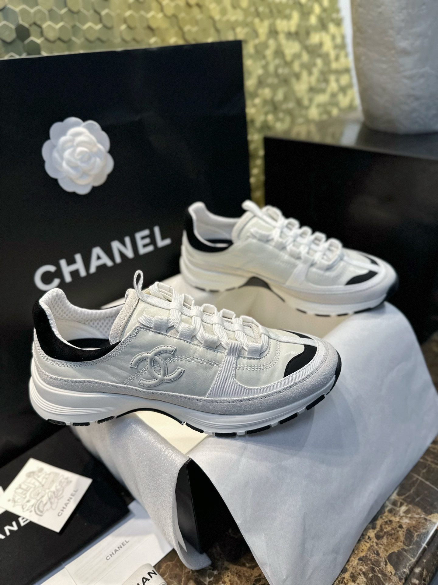 샤넬 CHANEL 25A G46609 스니커즈 White