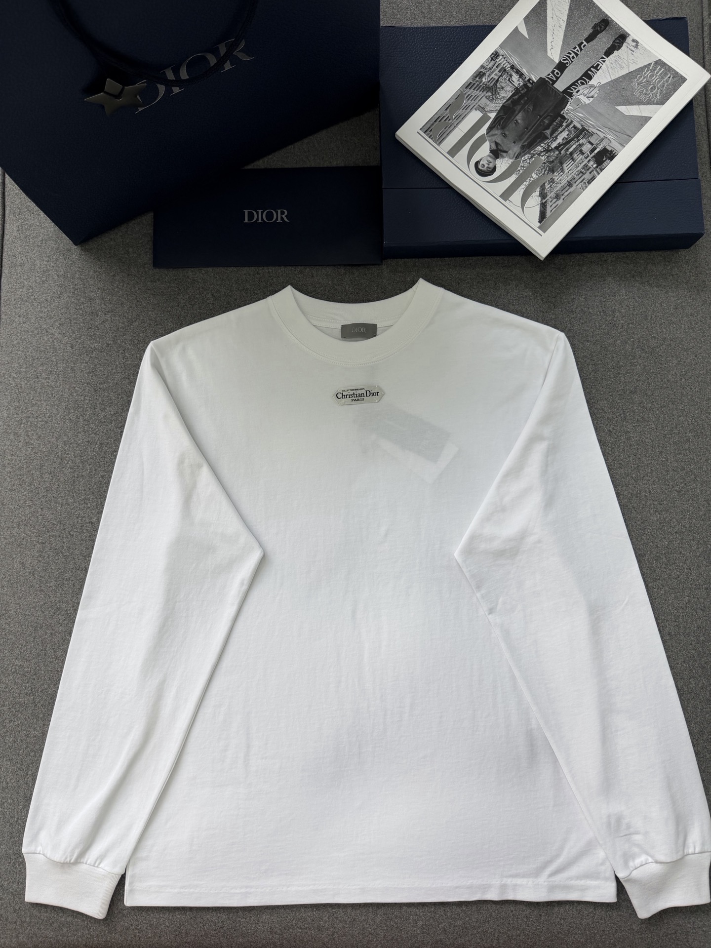 디올 Dior 긴팔 티셔츠