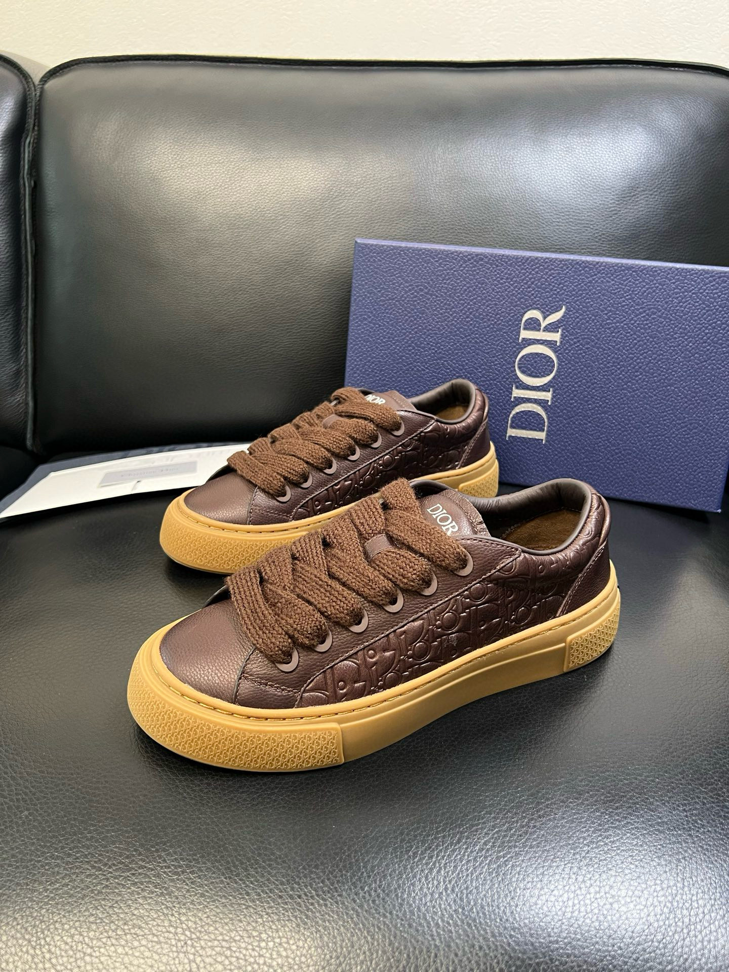 디올 Dior 스니커즈