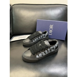 디올 Dior 스니커즈