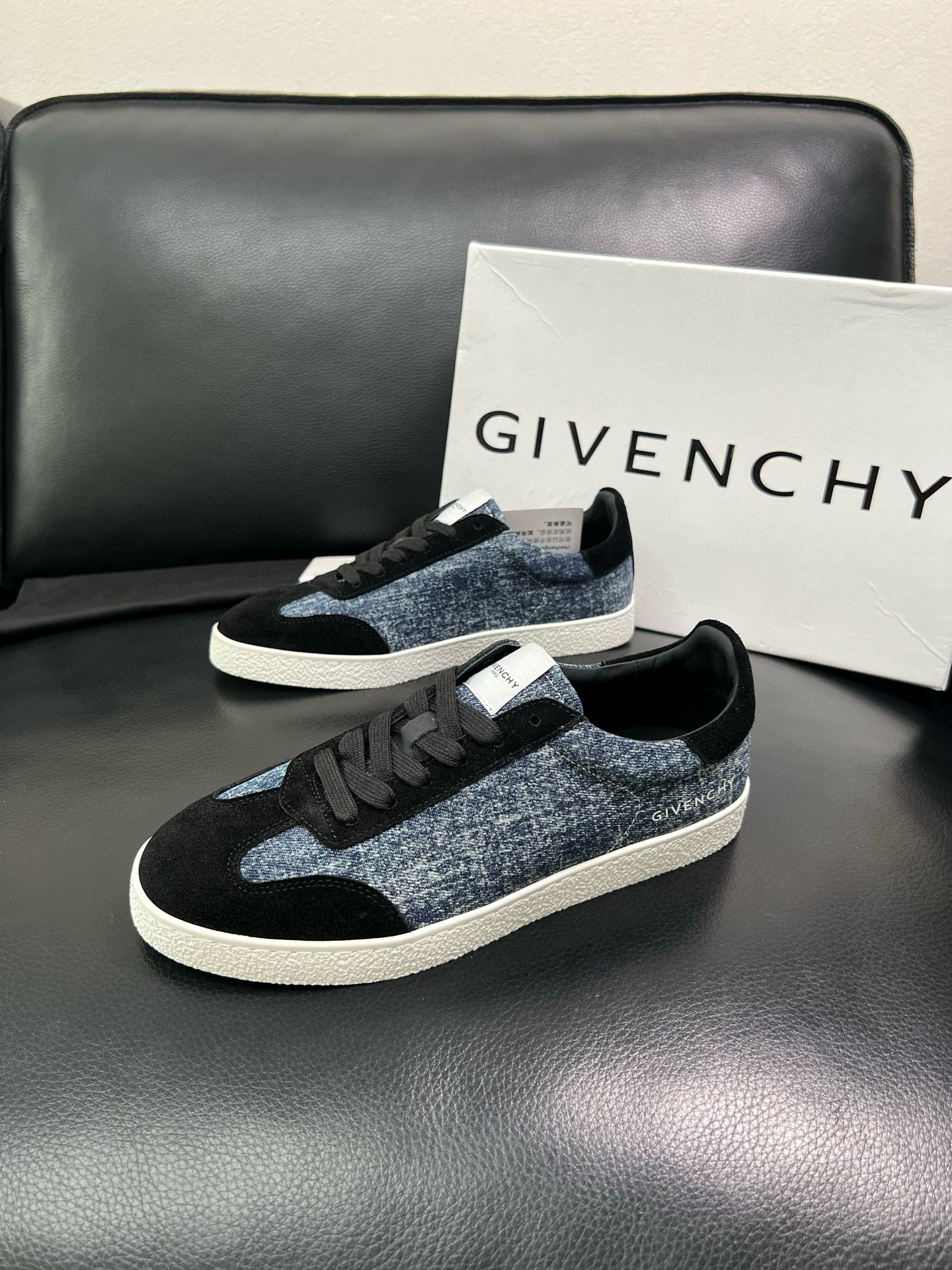 지방시 Givenchy 스니커즈