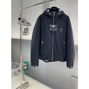 프라다 Prada 다운재킷