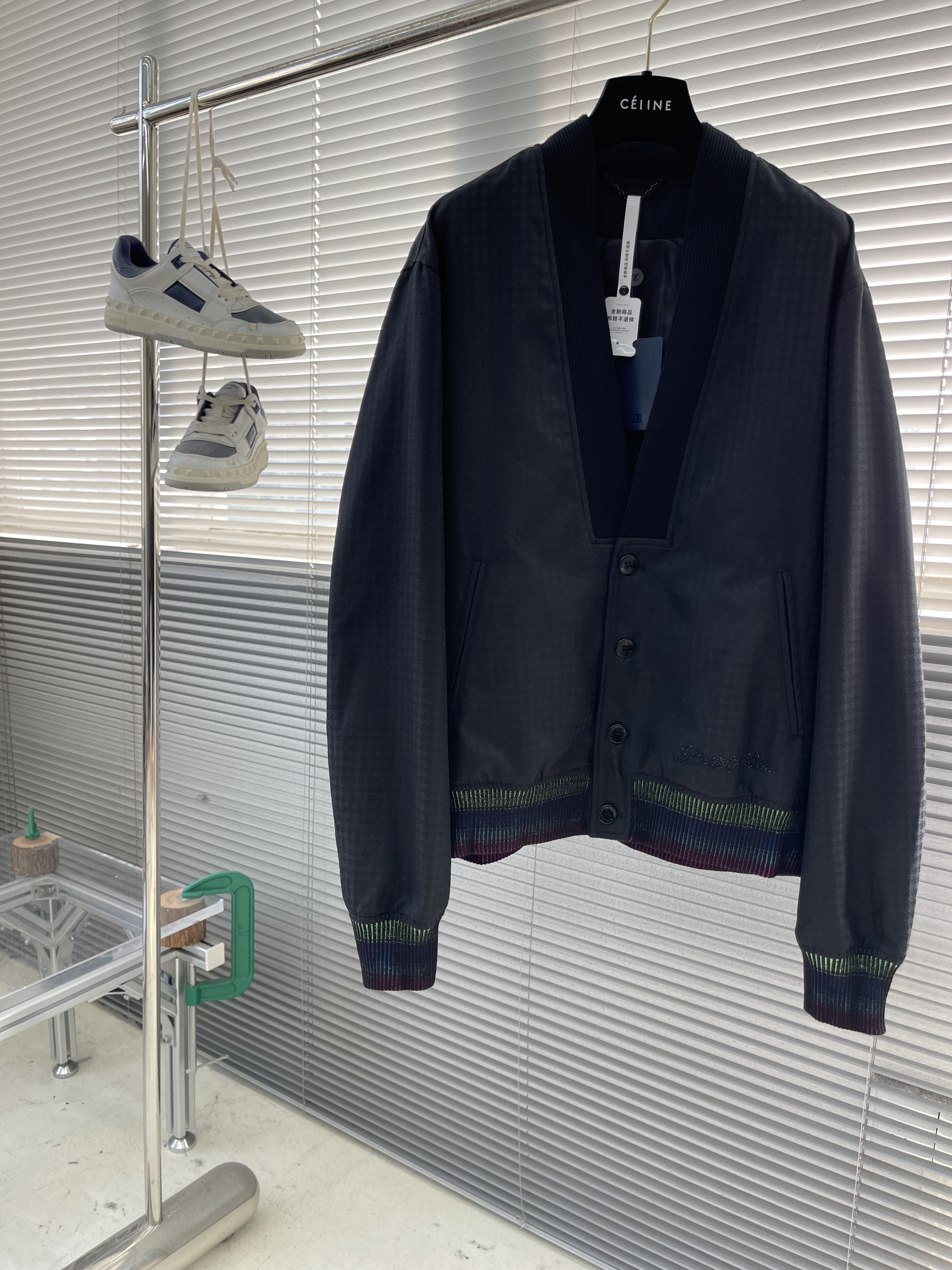 루이비통 Louis Vuitton 가디건