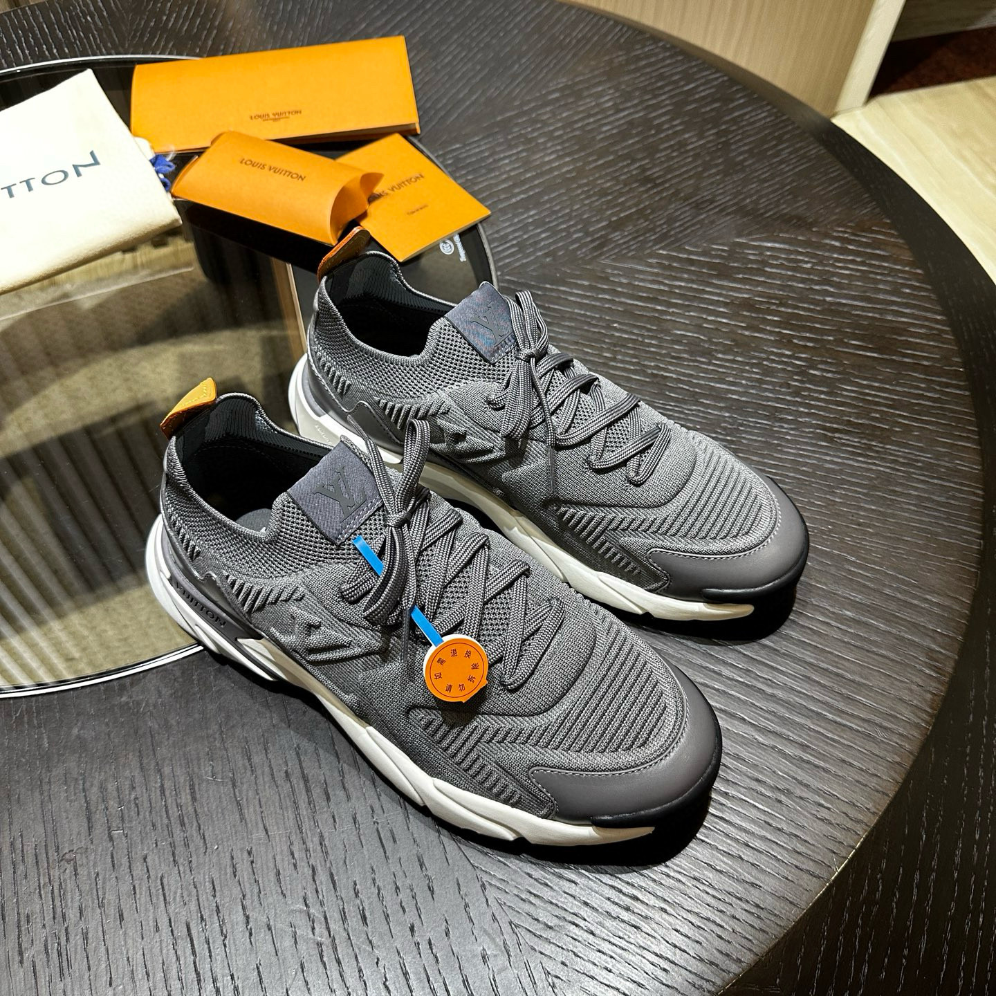 루이비통 Louis Vuitton Runner Tatic 스니커즈