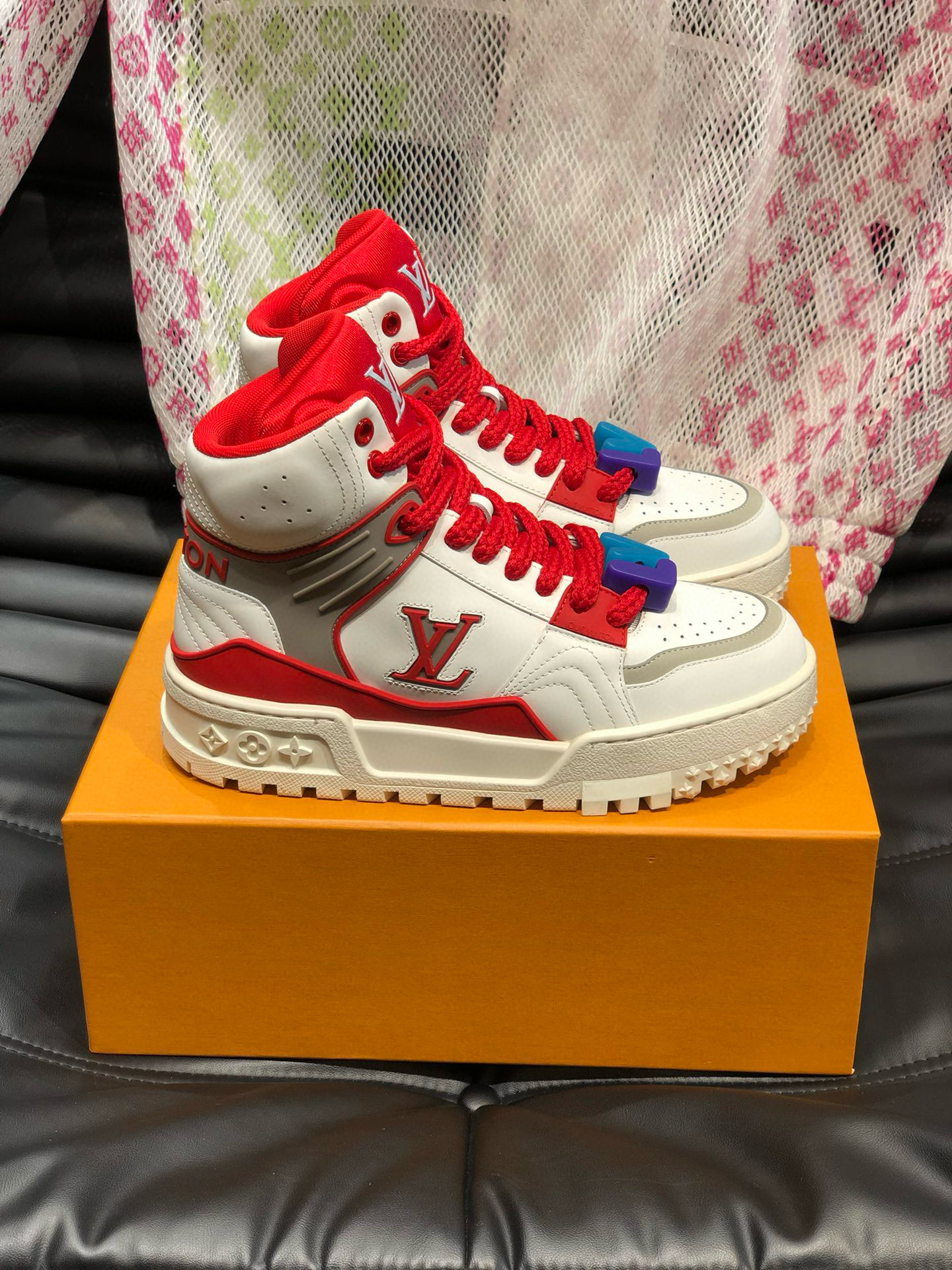 루이비통 Louis Vuitton Trainer 스니커즈