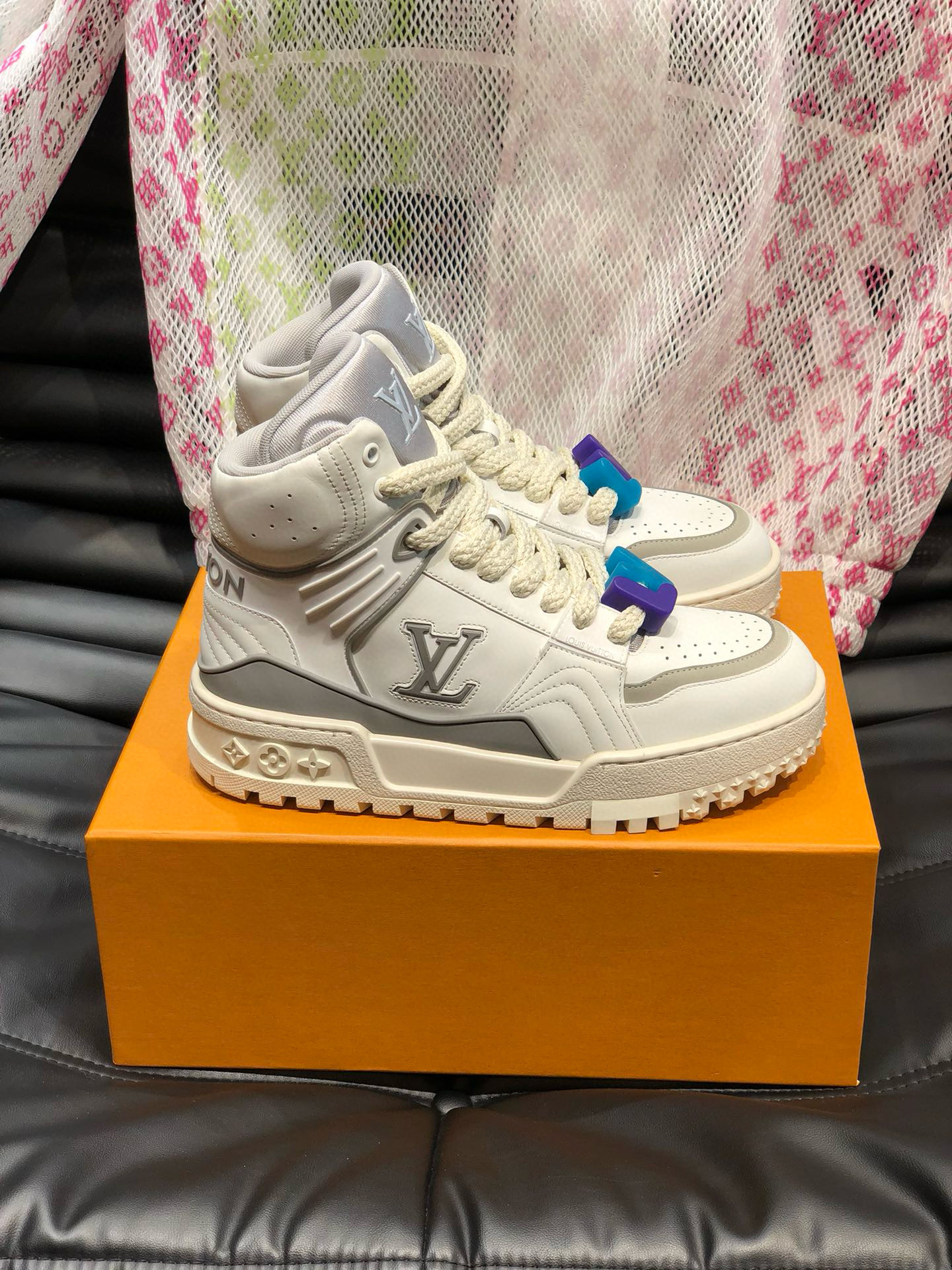 루이비통 Louis Vuitton Trainer 스니커즈
