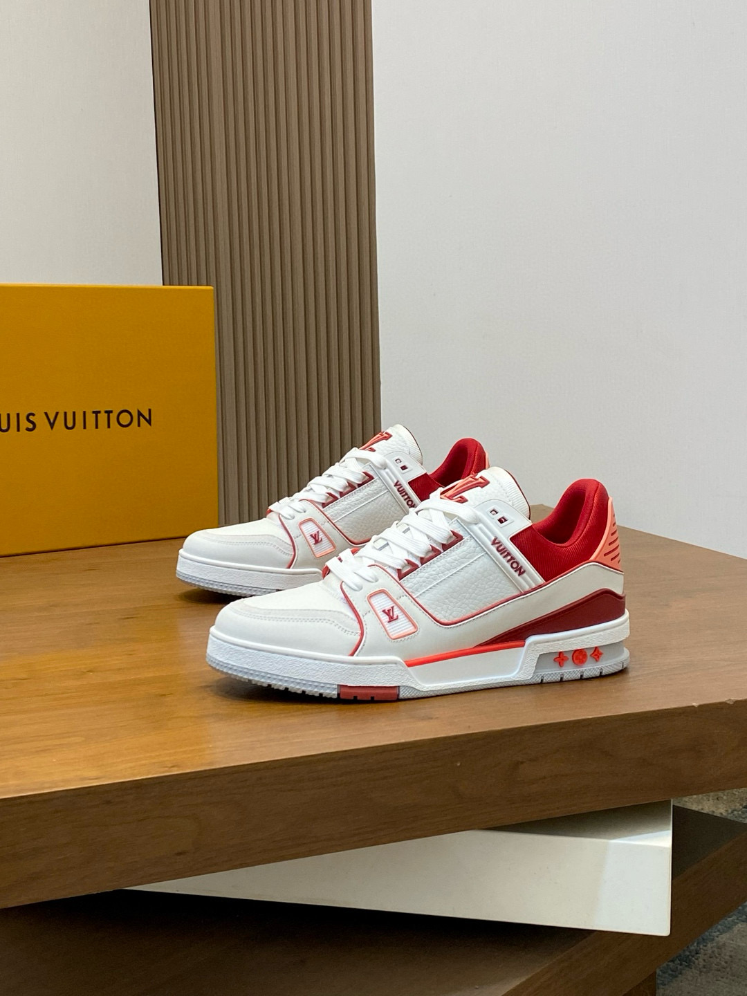루이비통 Louis Vuitton Trainer 스니커즈