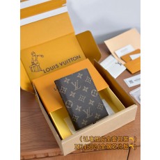 루이비통 Louis Vuitton M64502 passport case