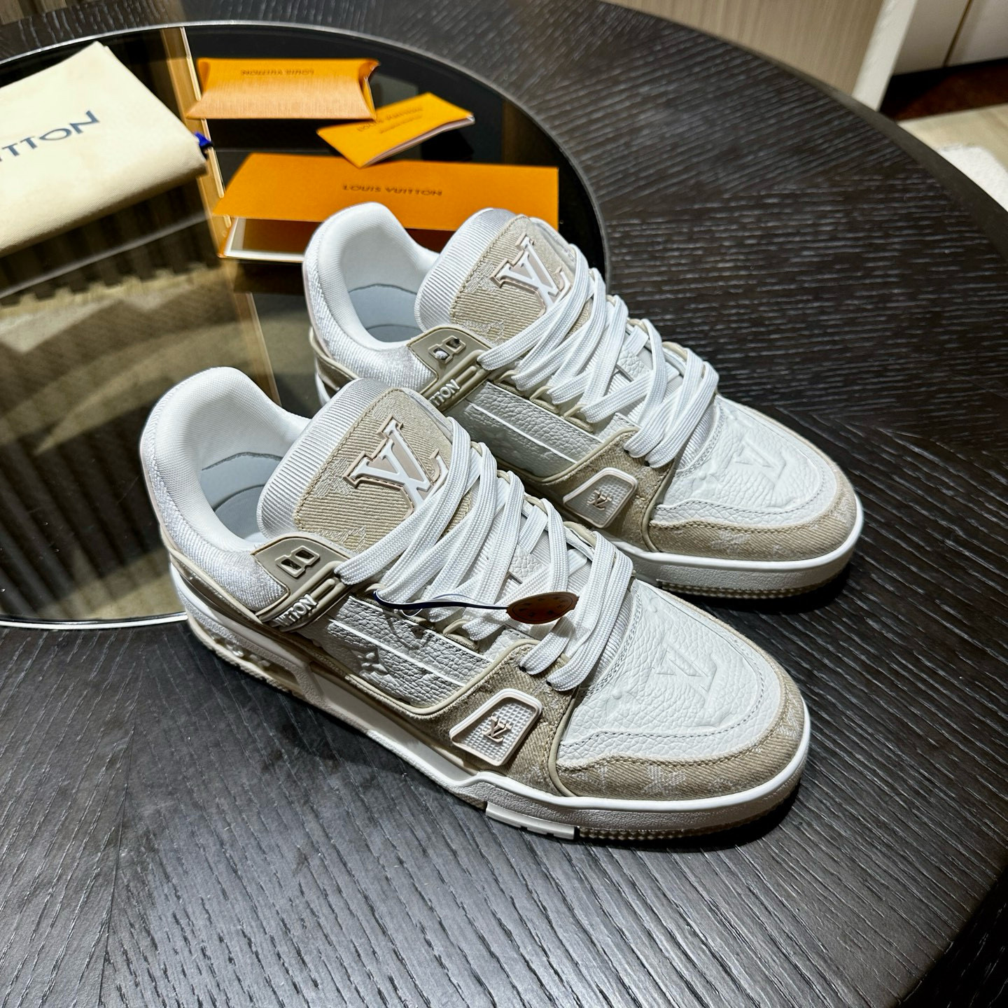 루이비통 Louis Vuitton Trainer 스니커즈