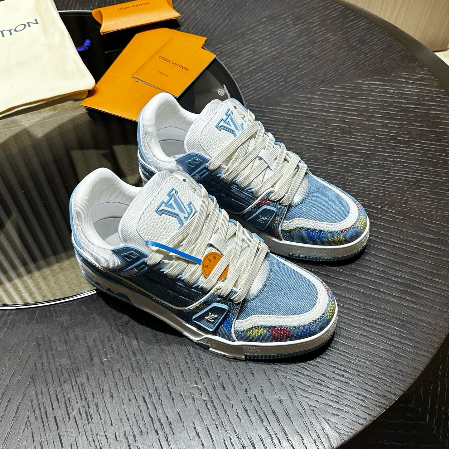 루이비통 Louis Vuitton Trainer 스니커즈