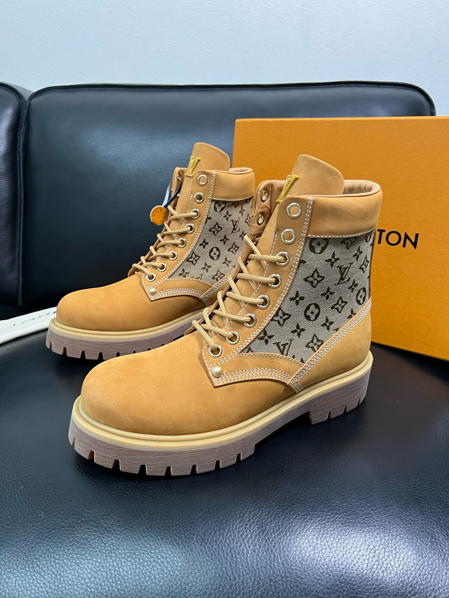 루이비통 Louis Vuitton 앵클 부츠