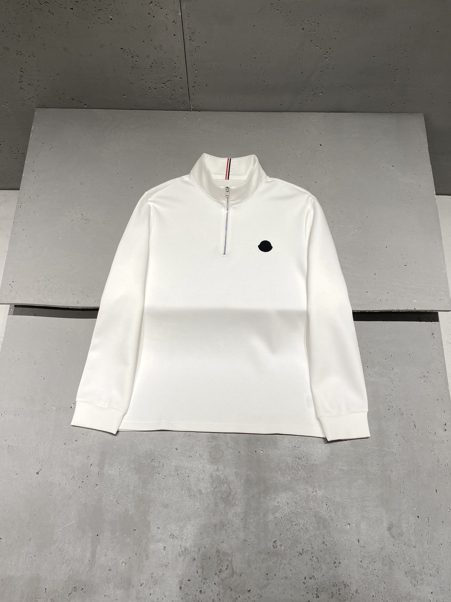 몽클레어 Moncler 맨투맨 집업