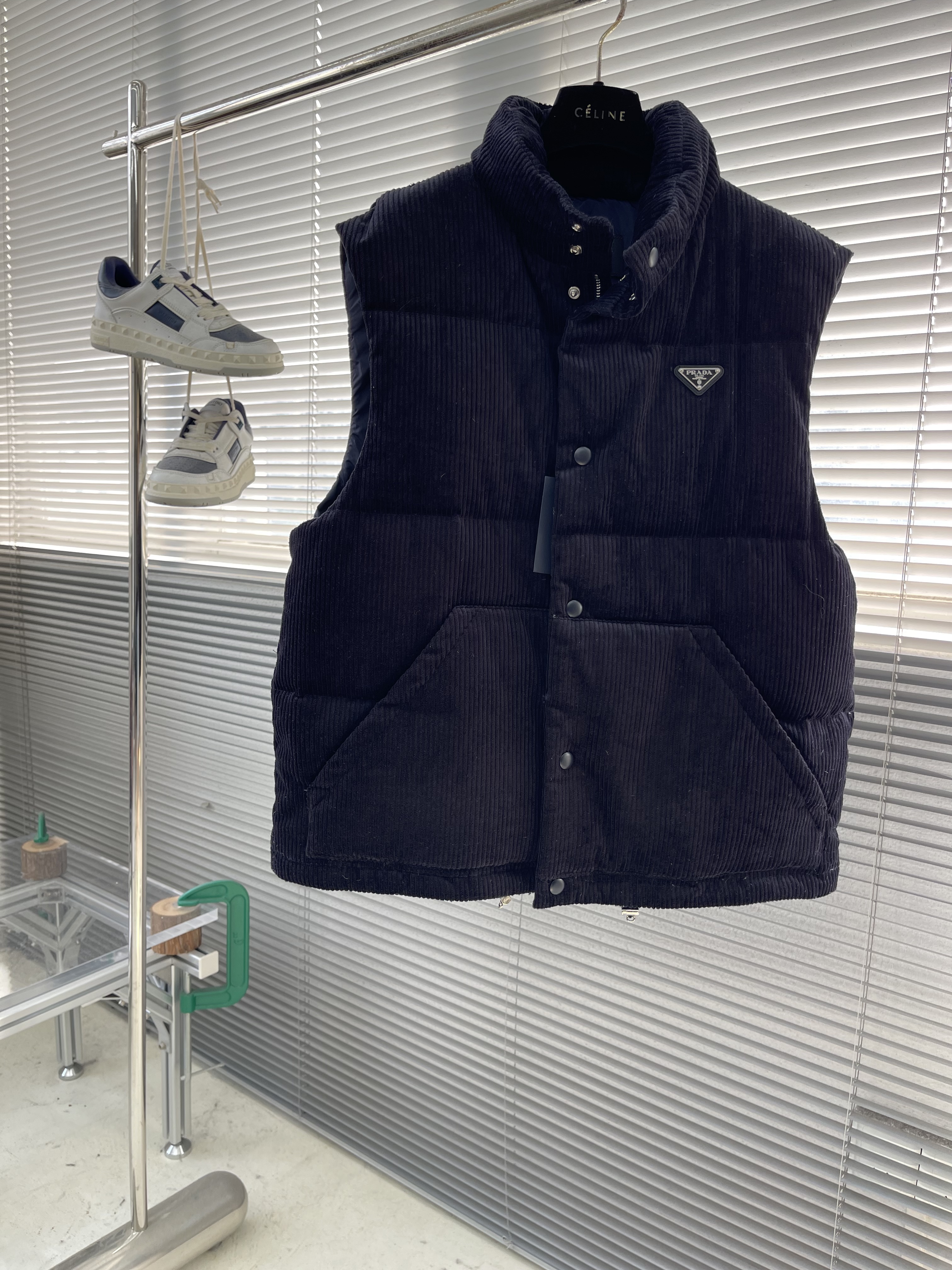 프라다 Prada 조끼 패딩