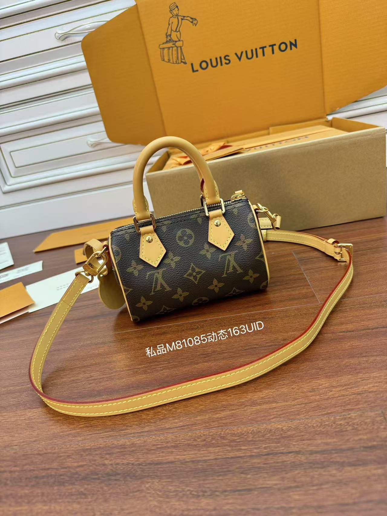 루이비통 Louis Vuitton M81085 Nano Speedy Monogram 16cm