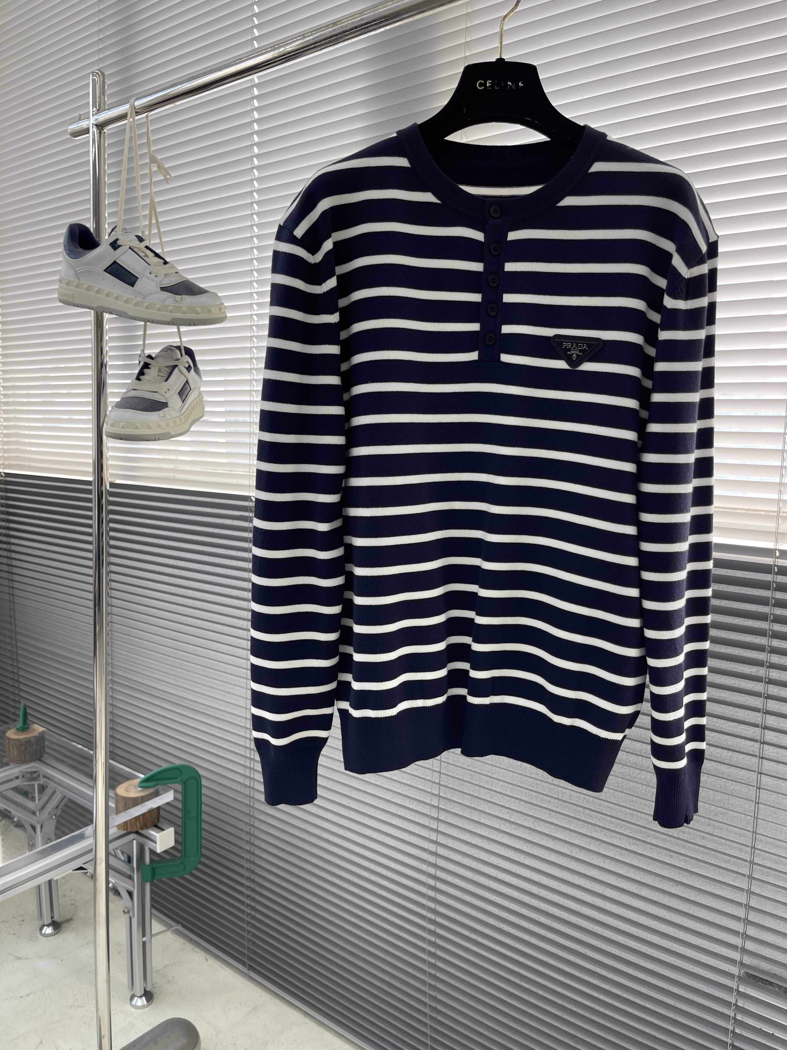 프라다 Prada 스웨터