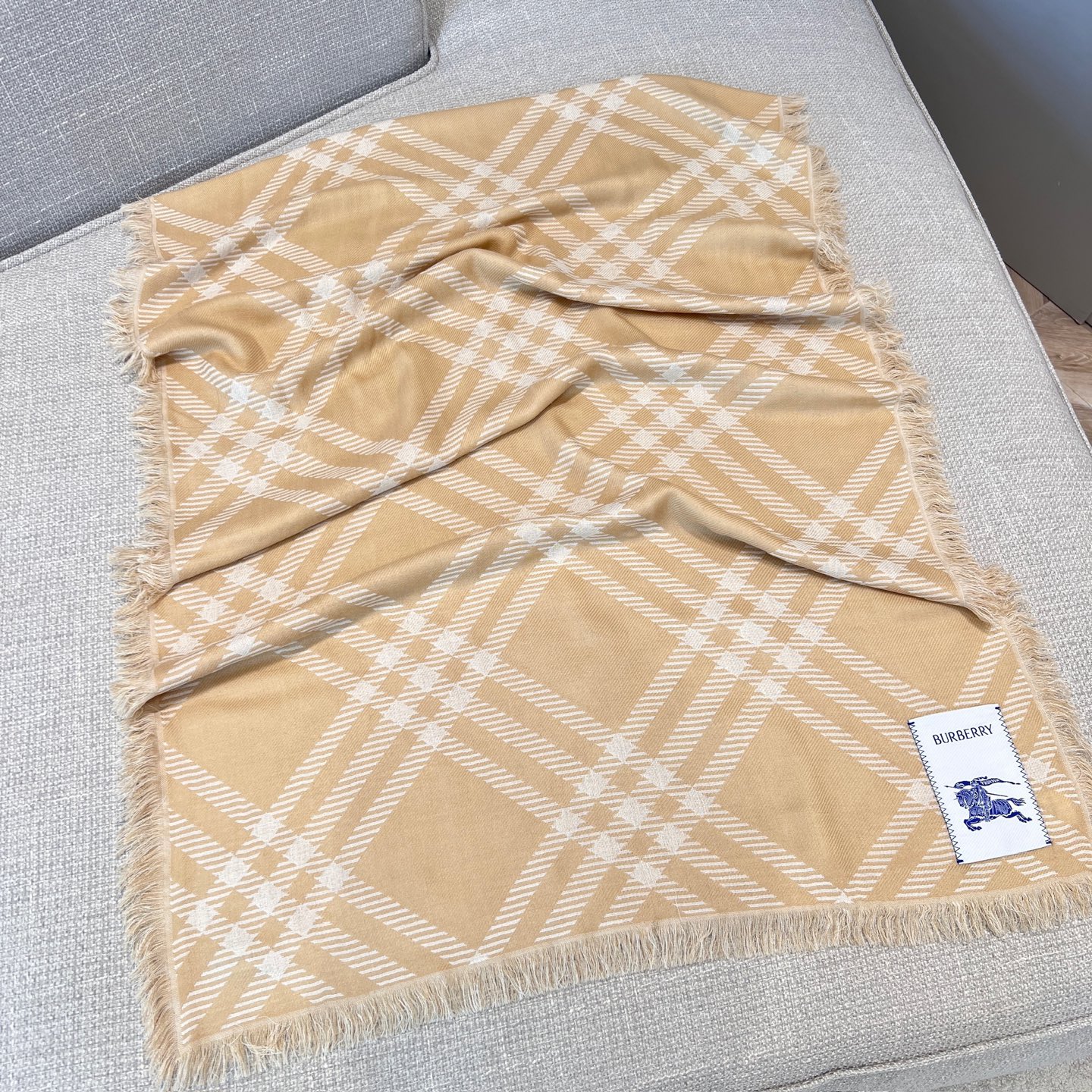 버버리 Burberry 캐시미어 케이프 200x65cm