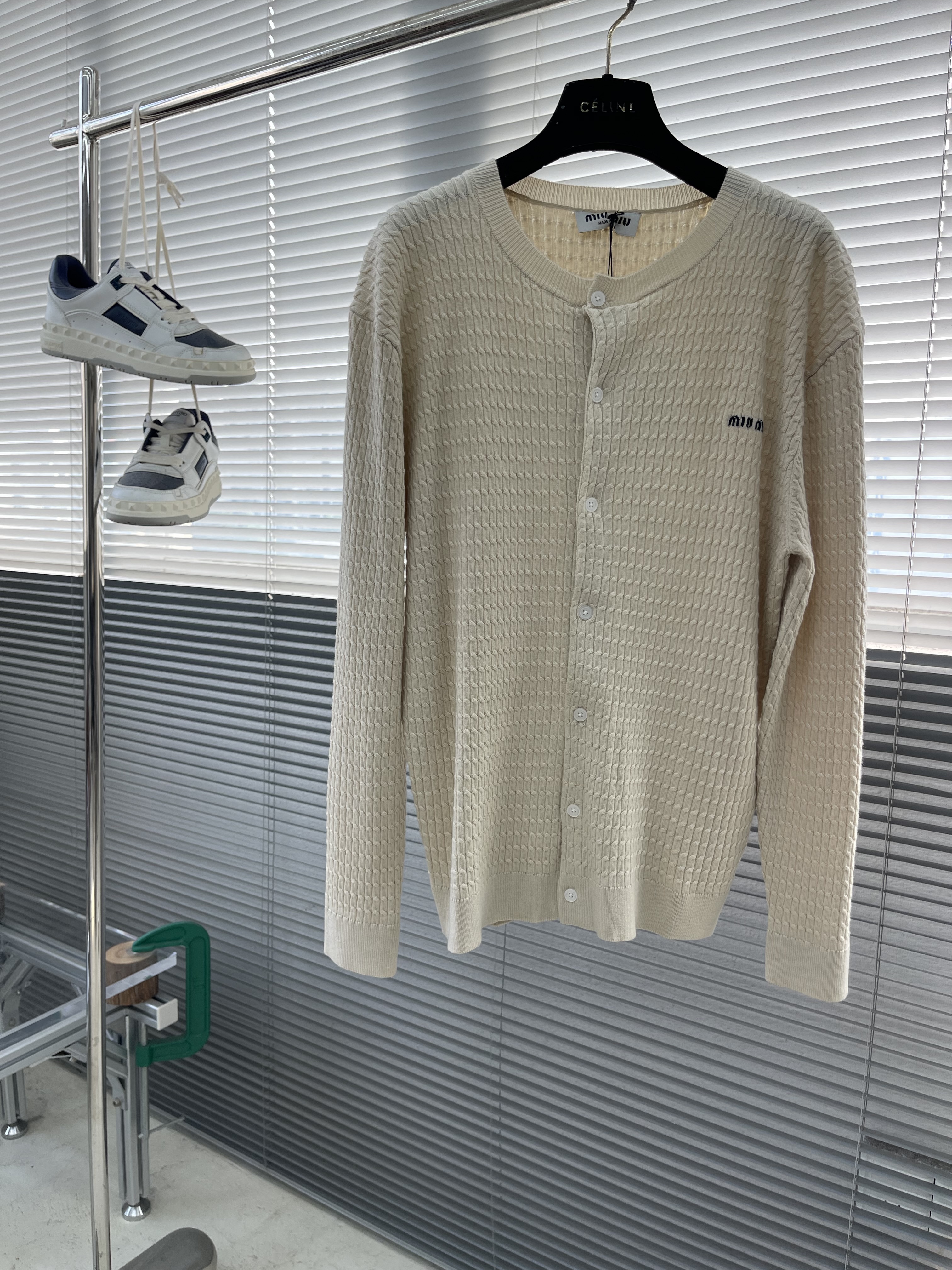 미우 미우 MIU MIU 가디건