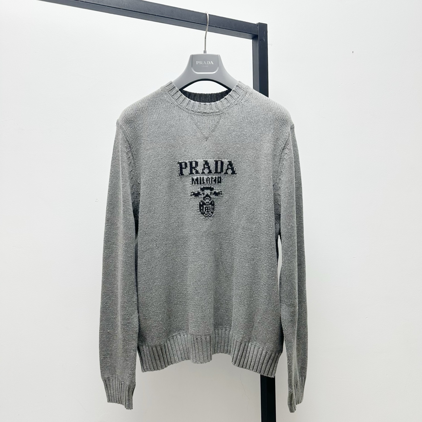 프라다 Prada 스웨터