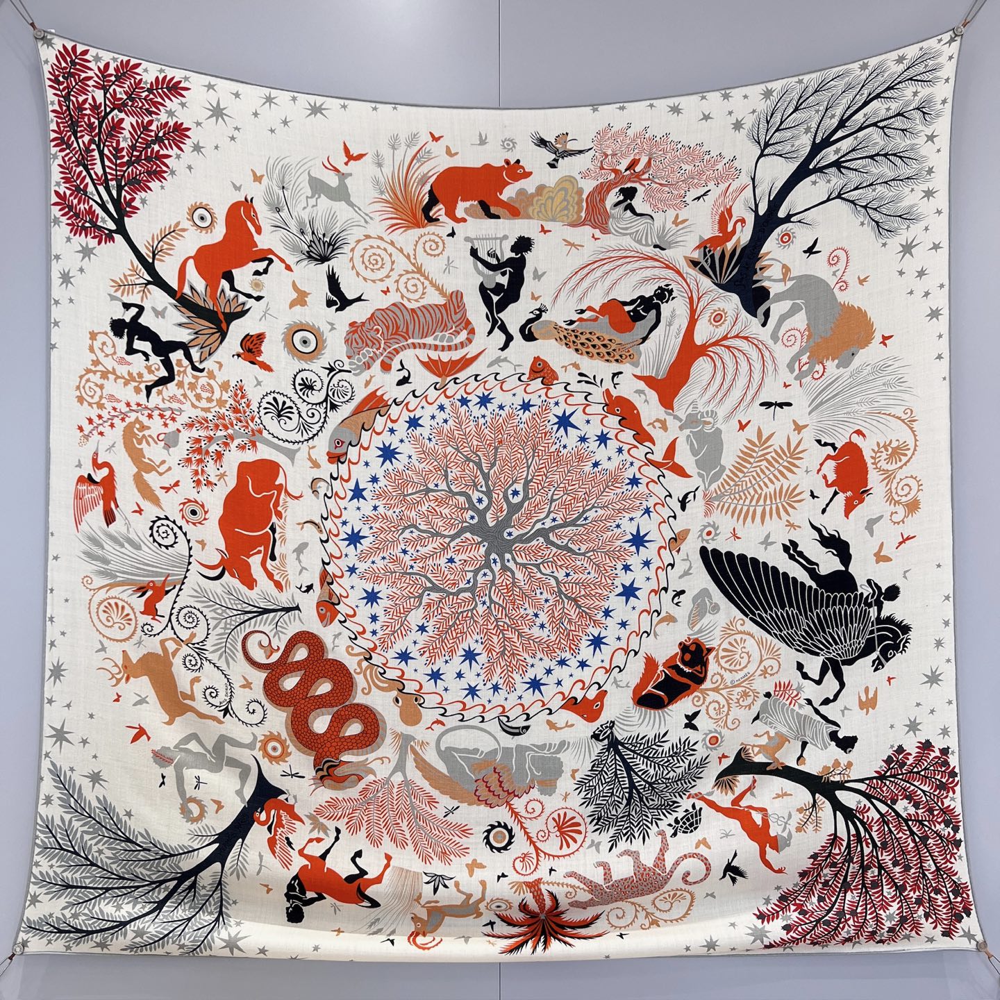 에르메스 Hermes 숄 136x137cm