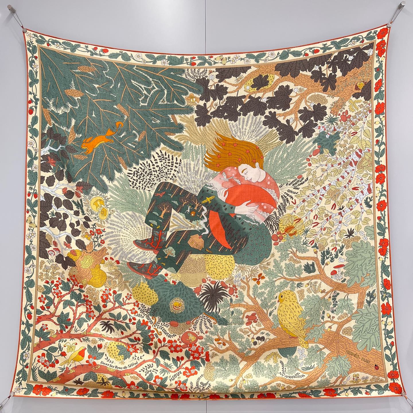 에르메스 Hermes 숄 136x137cm