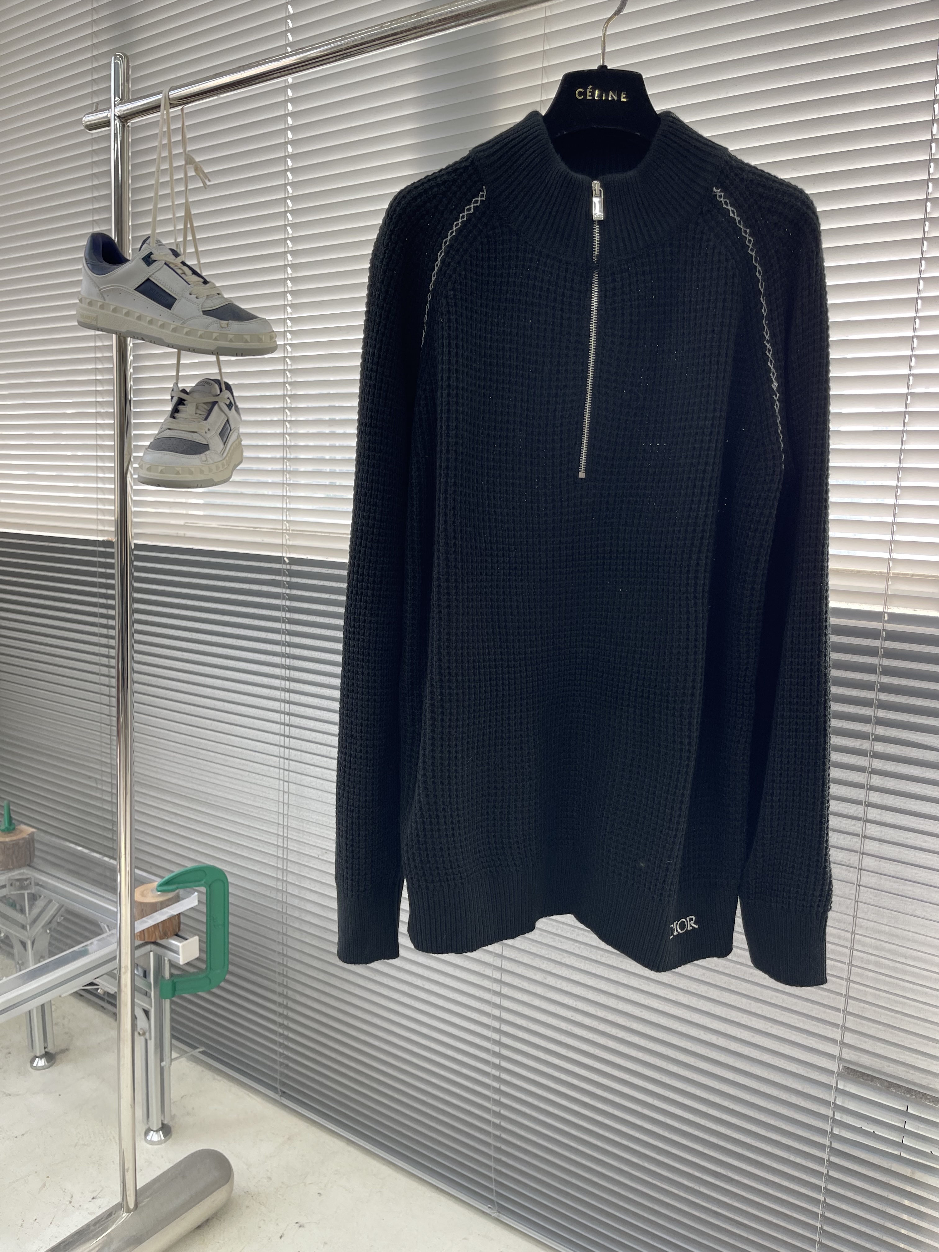 디올 Dior 스웨터