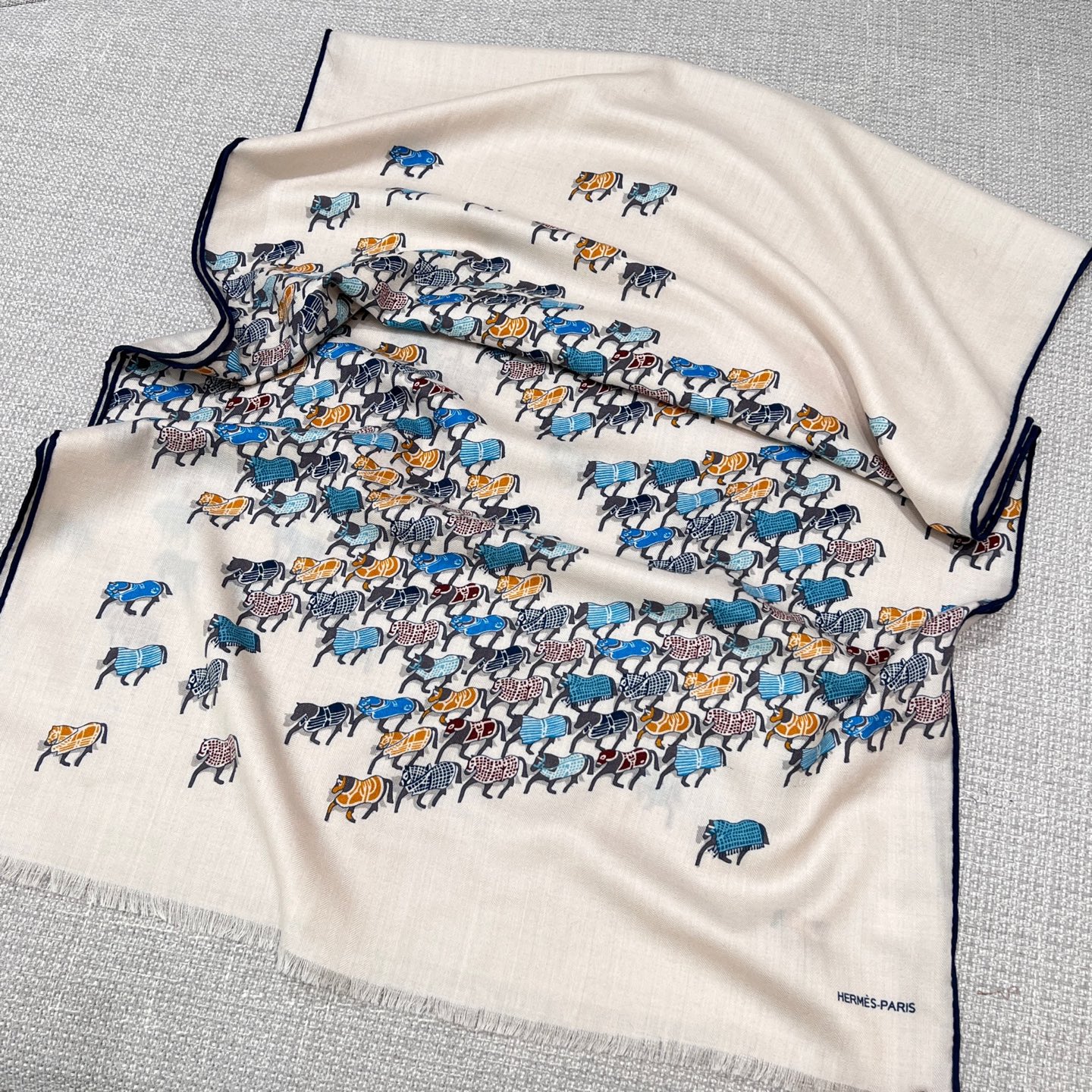 에르메스 Hermes 스카프 캐시미어 63x180cm