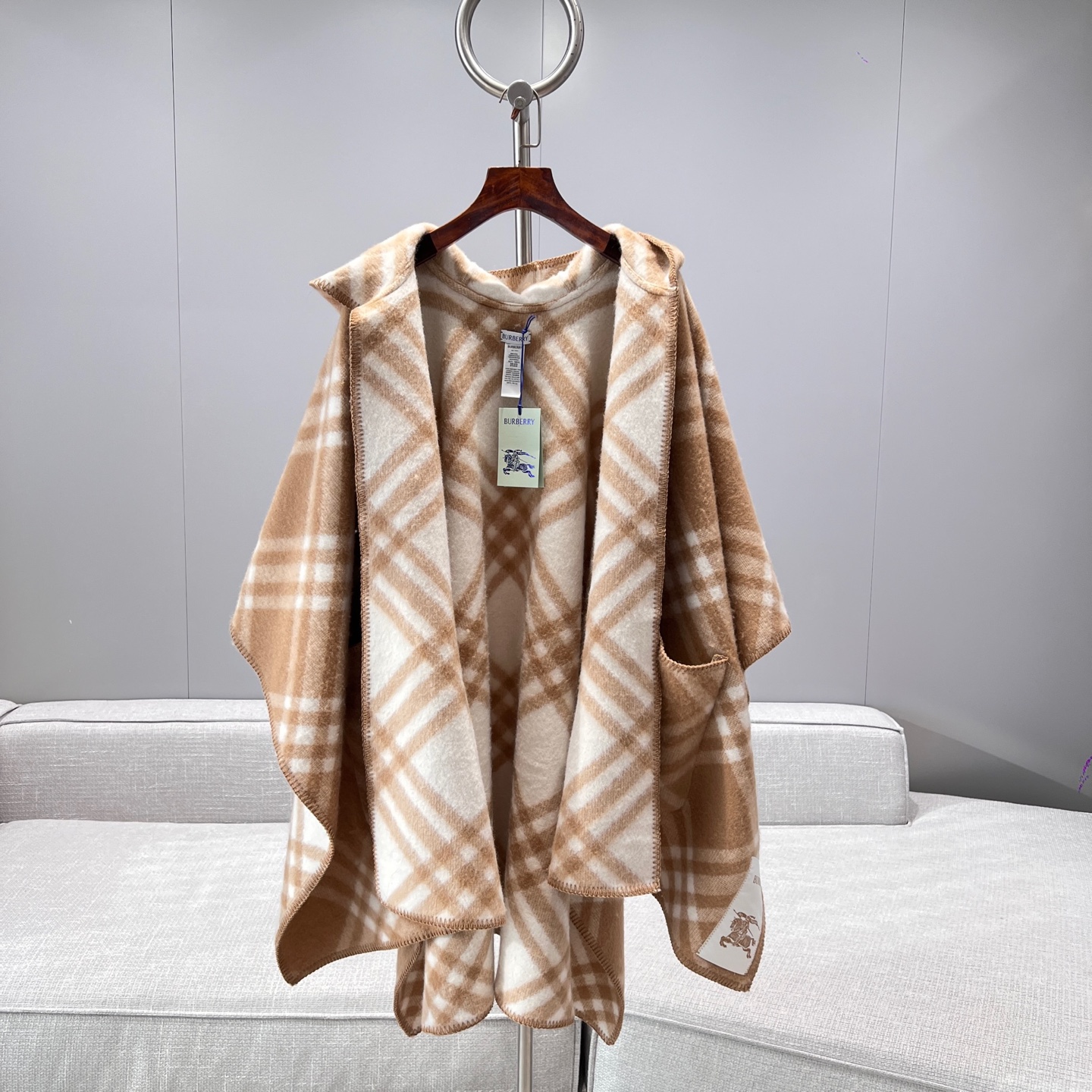 버버리 Burberry 망토 176 x120cm