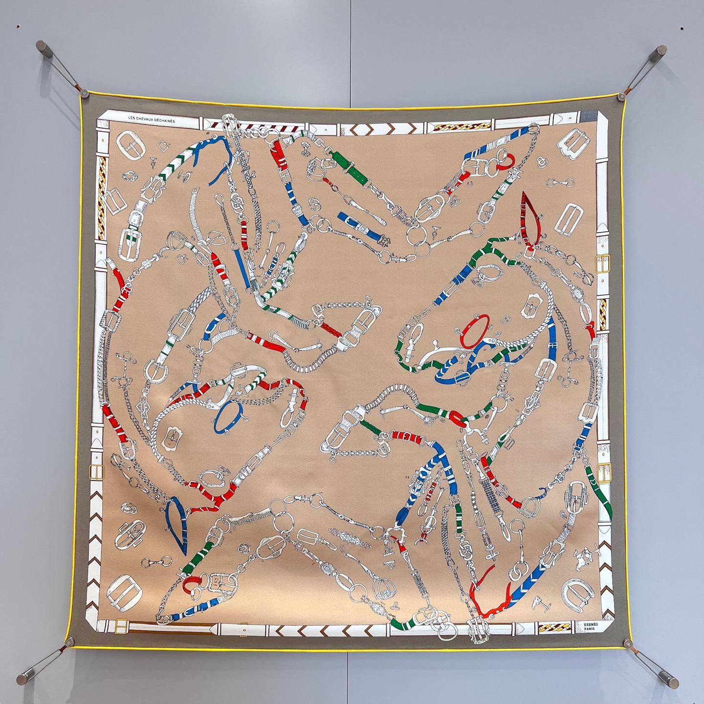 에르메스 Hermes 스카프 90x90cm