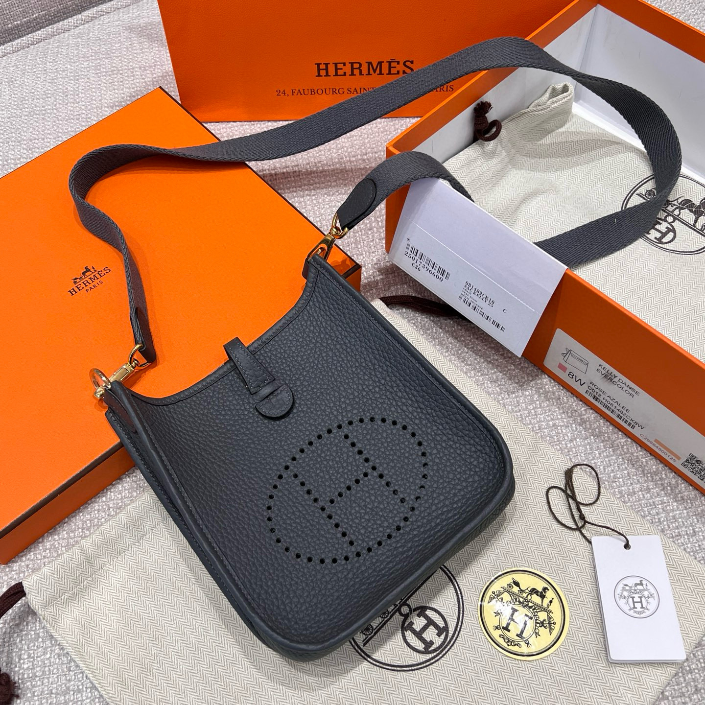 에르메스 Hermes Evelyne 16cm Germany Leather 88 Graphite/gold