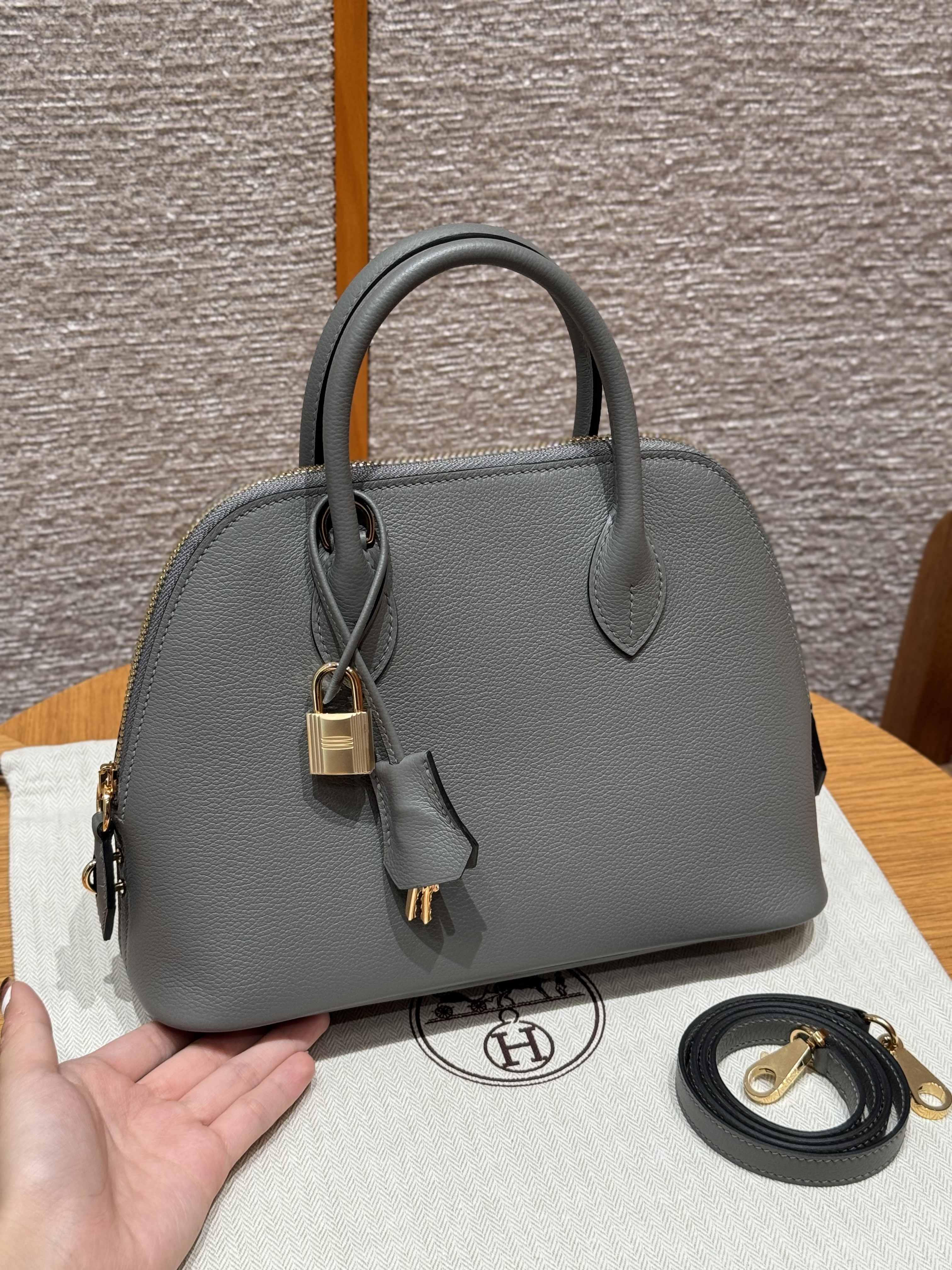 에르메스 Hermes Bolide 25cm Evercolor 0L Gris Meyer/gold