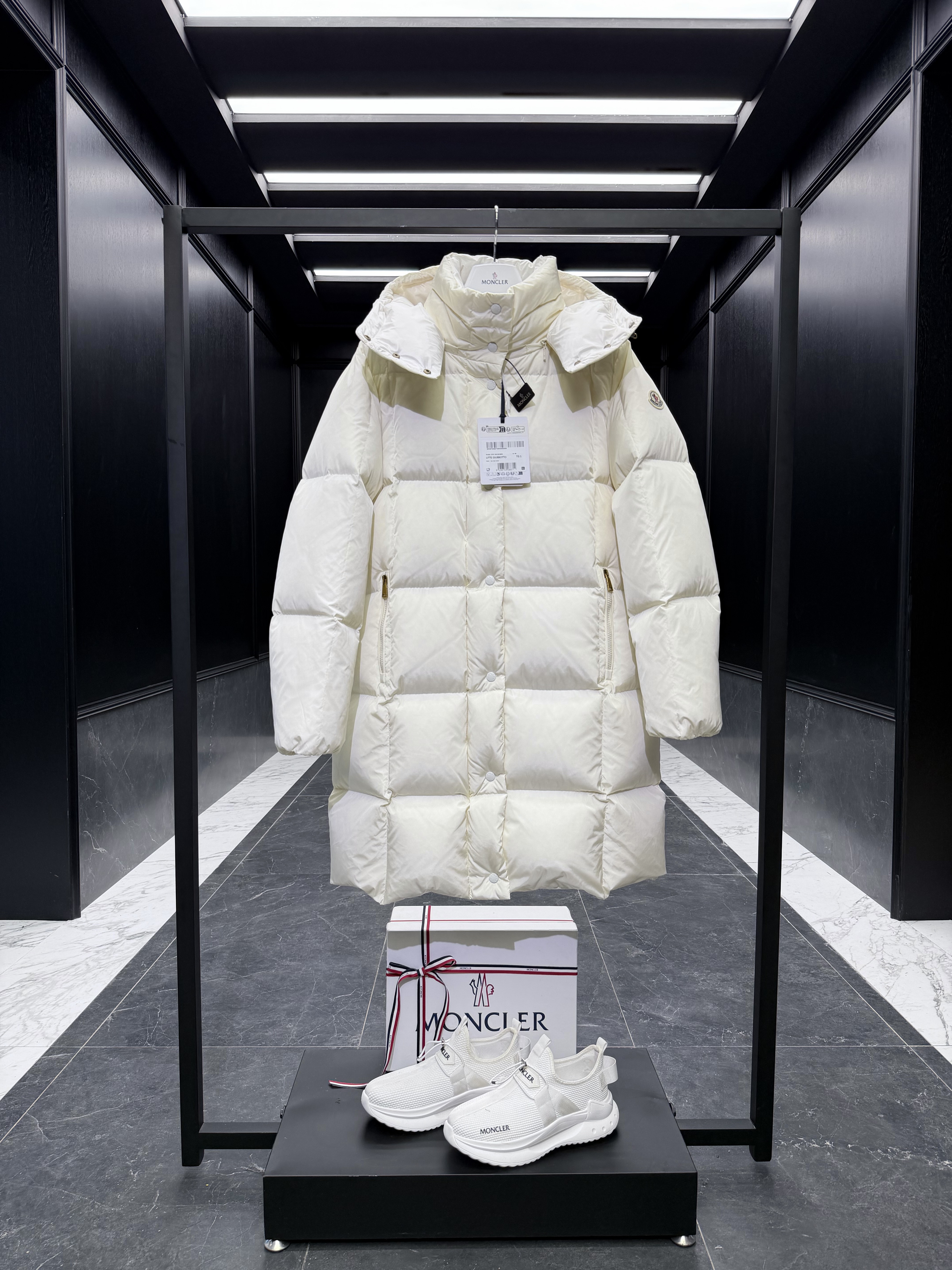 몽클레어 Moncler Litte 롱 다운재킷。