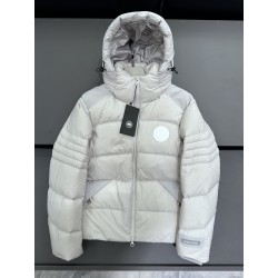 캐나다구스 Canada Goose 다운재킷.