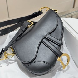 디올 Dior Saddle Bag with Strap Black 20cm