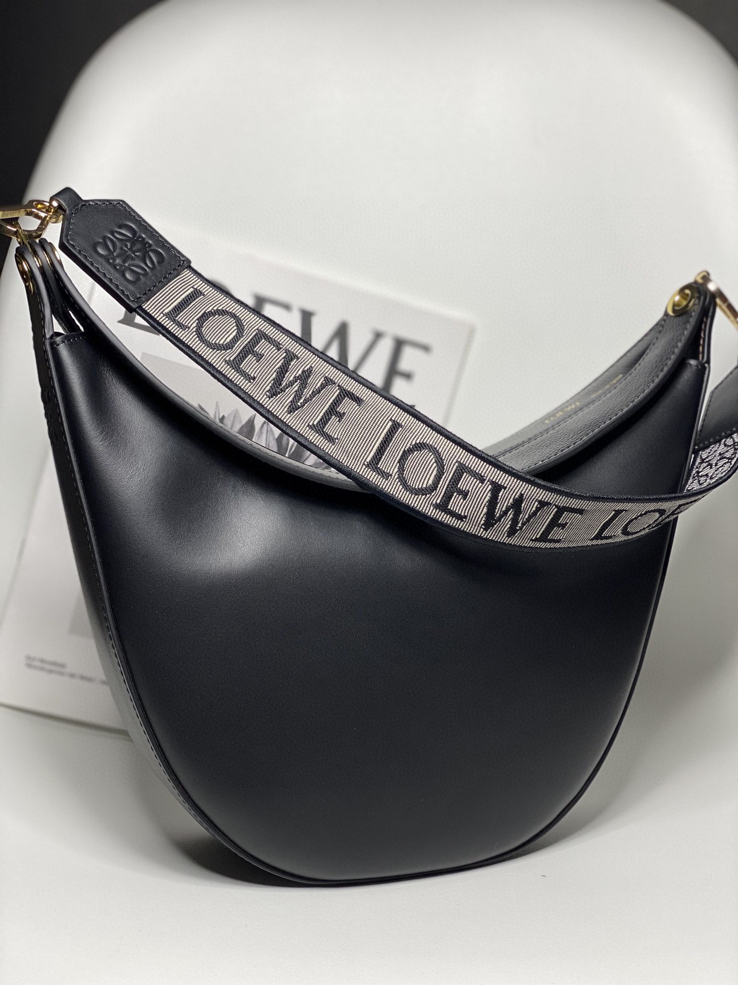 로에베 Loewe 3070 Luna Bag in Satin Calfskin and Jacquard