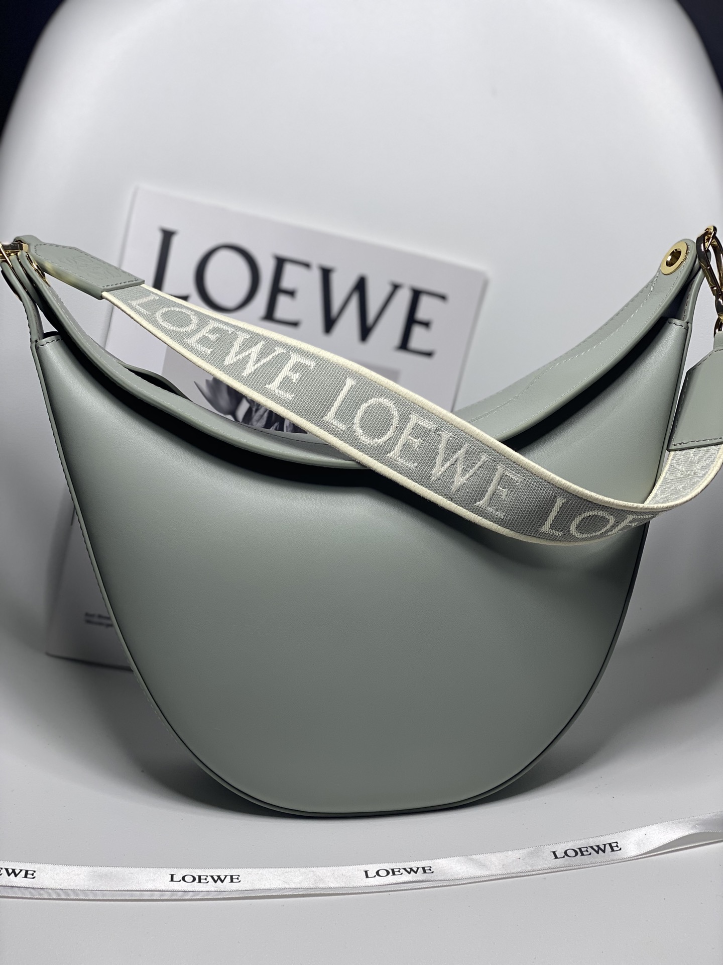 로에베 Loewe 3070 Luna Bag in Satin Calfskin and Jacquard